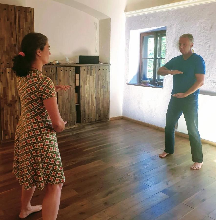 Tauglerei Appartement Kamin In Den Zauberbergen سانكت كولومن المظهر الخارجي الصورة
